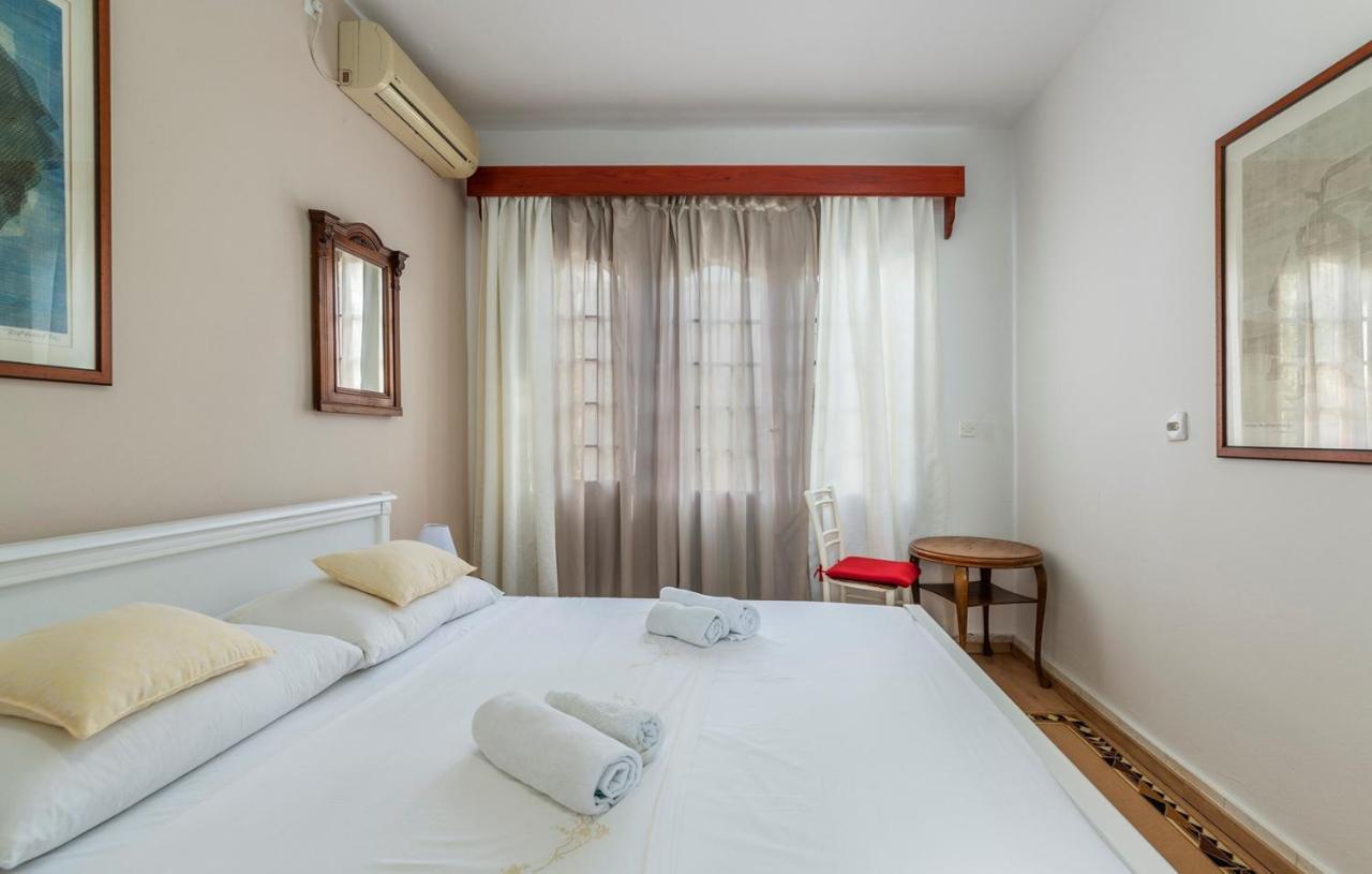 House Peresiji Hotel Стая снимка